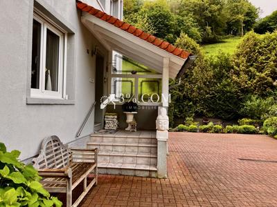 Maison - 190 m² - 7 pièces