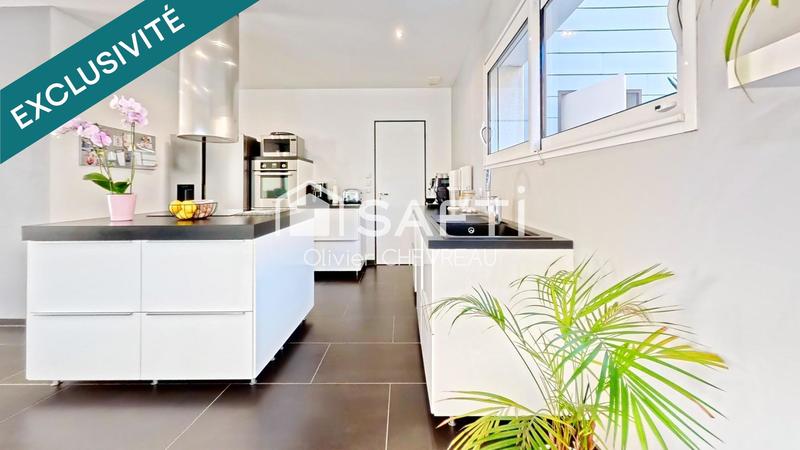 Maison - 90 m² - 4 pièces