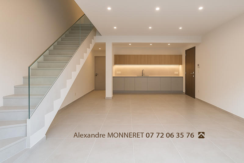 Duplex - 83 m² - 4 pièces