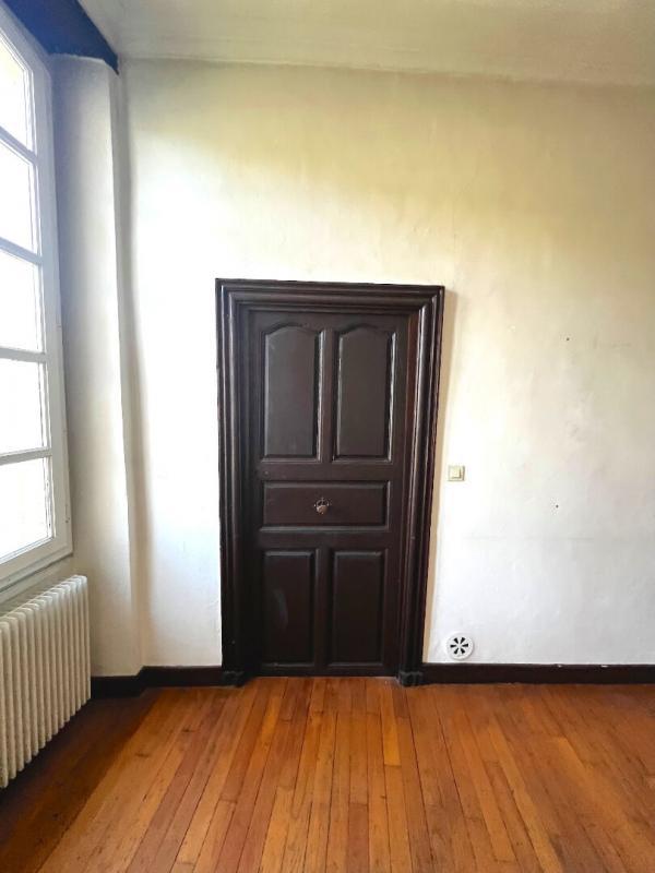 Maison - 260 m² - 12 pièces