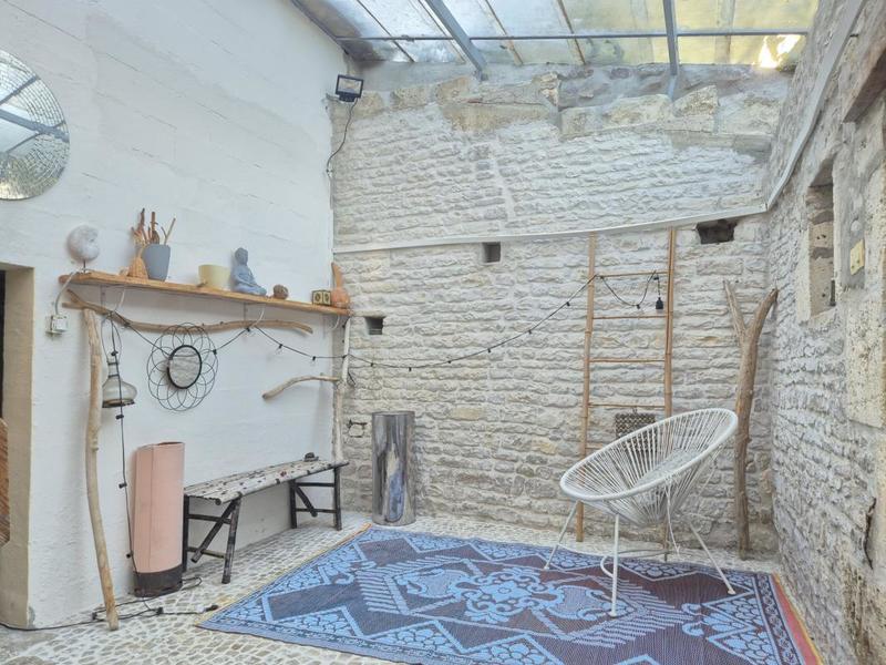 Maison en pierre - 154 m² - 6 pièces