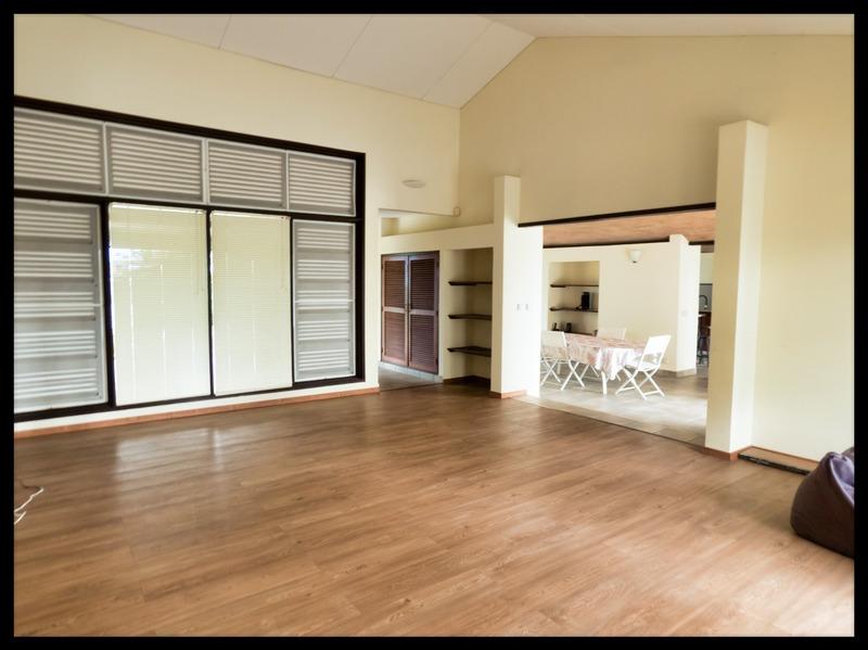 Villa - 205 m² - 8 pièces