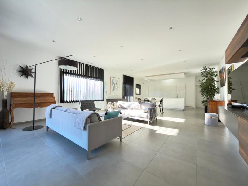 Villa - 190 m² - 5 pièces