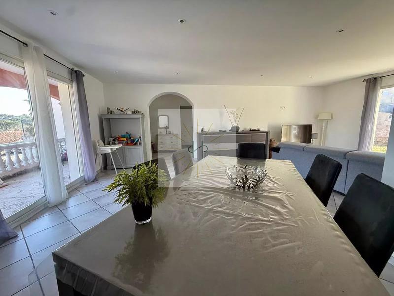 Maison - 128 m² - 5 pièces