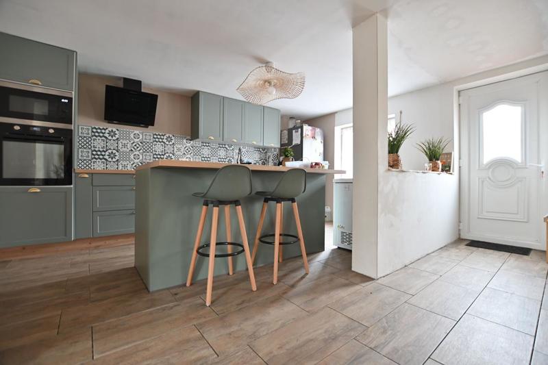 Maison - 82 m² - 3 pièces