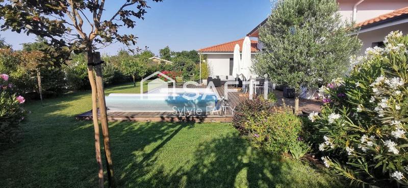 Maison - 135 m² - 5 pièces