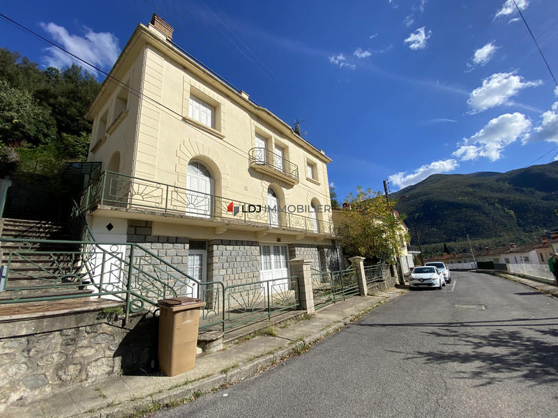 Maison ancienne - 138 m² - 7 pièces