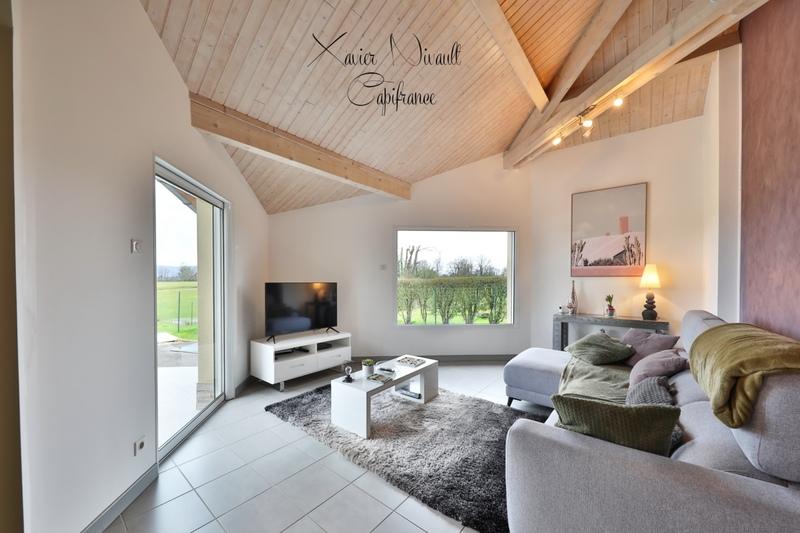 Maison - 185 m² - 6 pièces