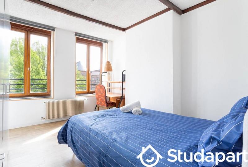 Chambre - 12 m² - 1 pièce