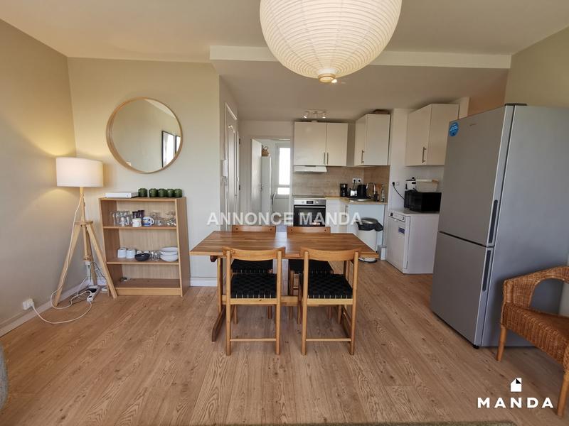 Chambre - 10 m² - 5 pièces