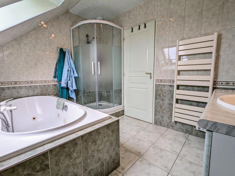 Maison - 153 m² - 6 pièces