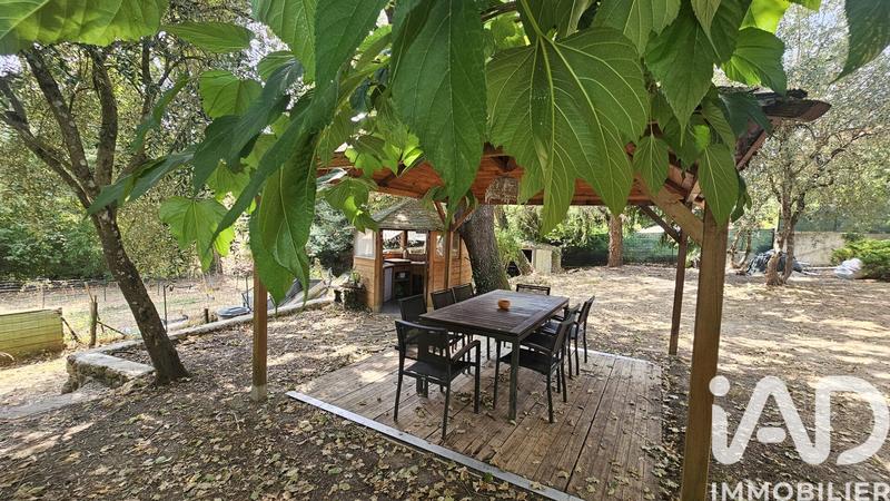 Maison - 204 m² - 6 pièces