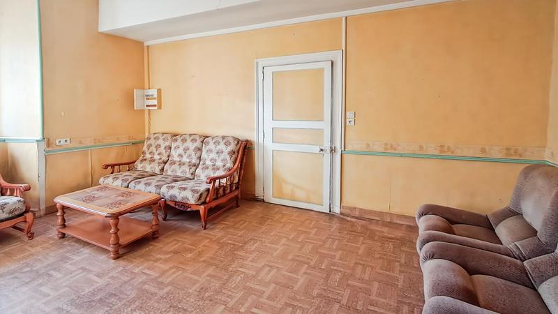 Maison - 200 m² - 8 pièces