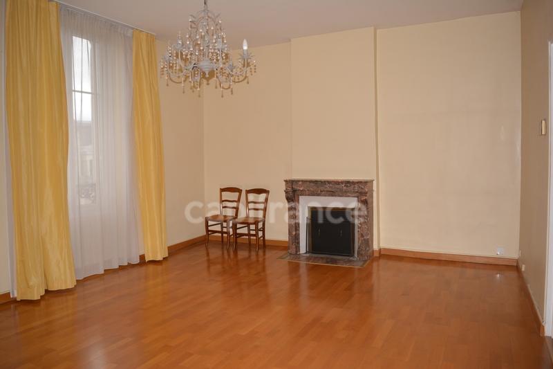 Appartement bourgeois - 91 m² - 3 pièces