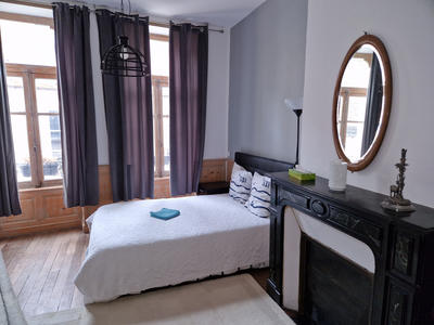 Appartement - 185 m² - 8 pièces