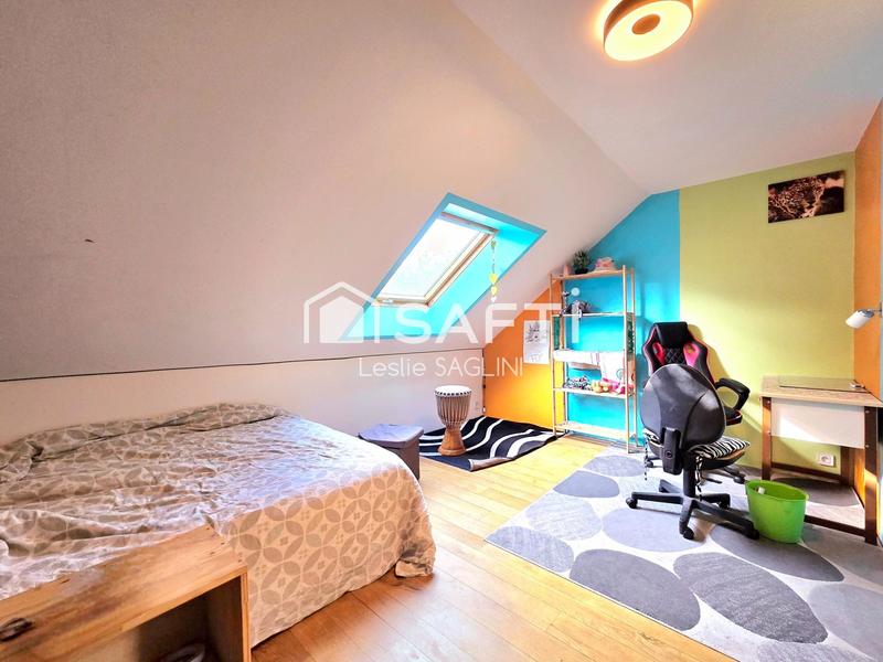 Maison - 200 m² - 6 pièces