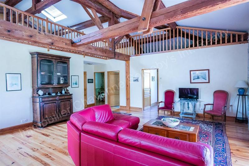 Château - 715 m² - 17 pièces