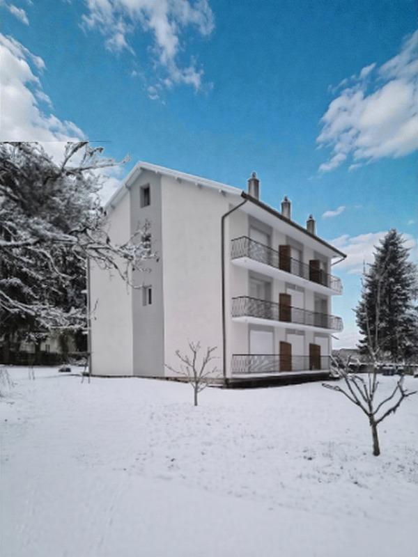 Immeuble - 253 m² - 16 pièces