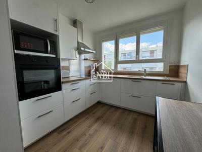 Appartement - 89 m² - 5 pièces