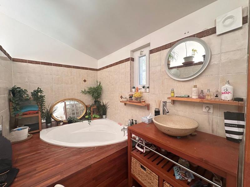 Maison - 120 m² - 4 pièces