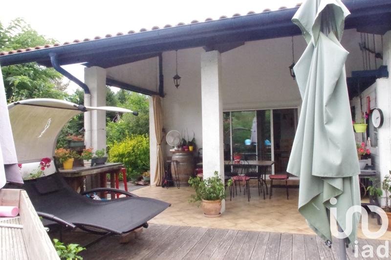 Maison - 191 m² - 7 pièces