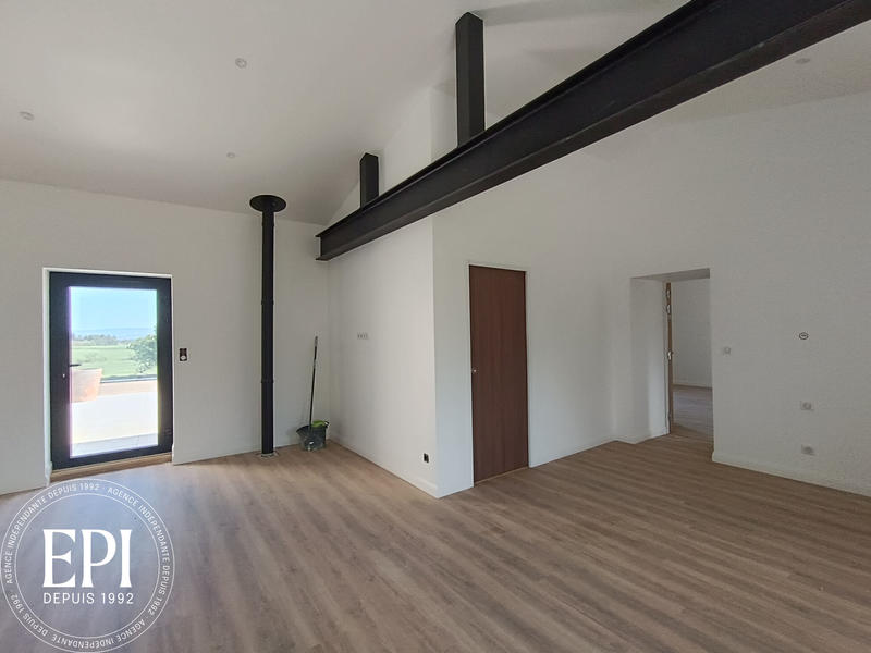 Propriété - 450 m² - 10 pièces