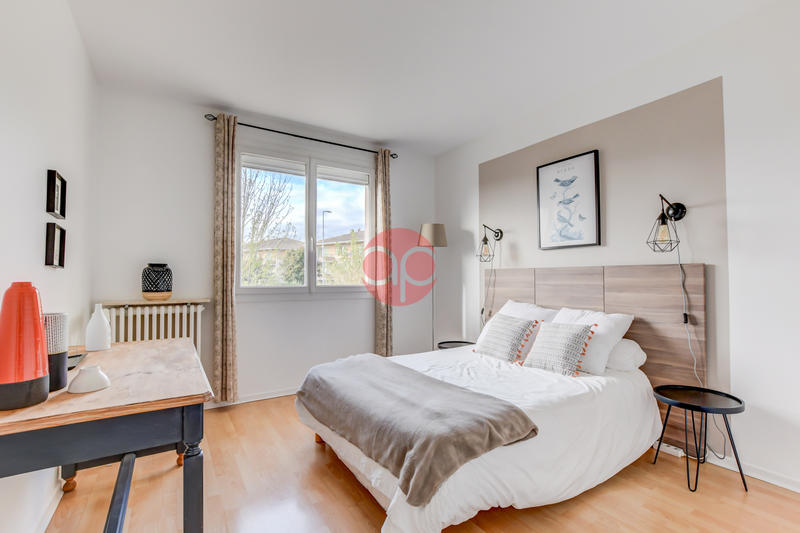 Maison - 196 m² - 7 pièces