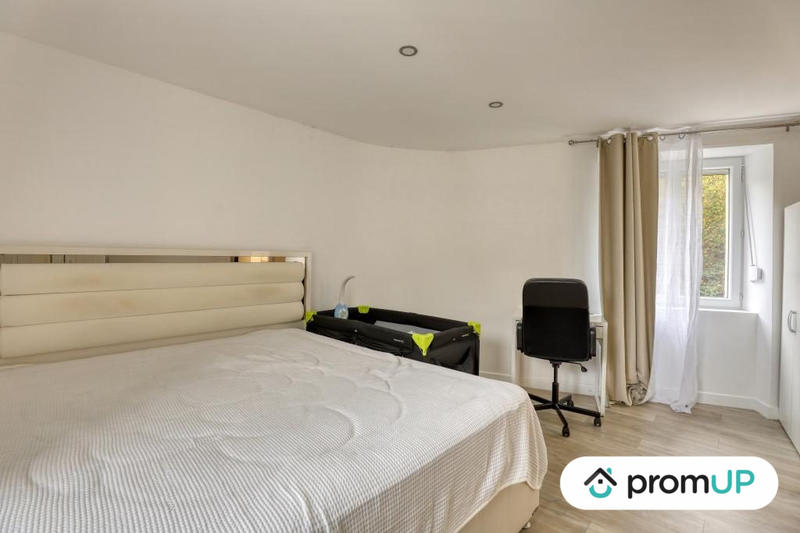 Maison ancienne - 90 m² - 4 pièces