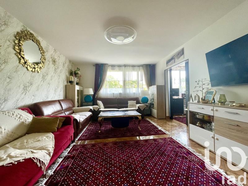 Appartement - 77 m² - 4 pièces