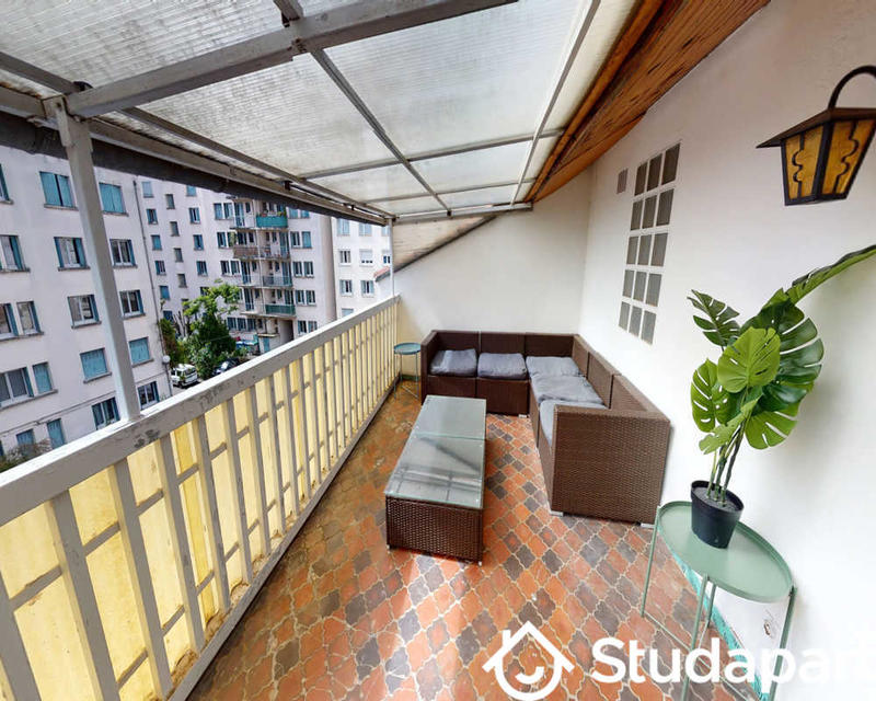 Chambre - 77 m² - 1 pièce