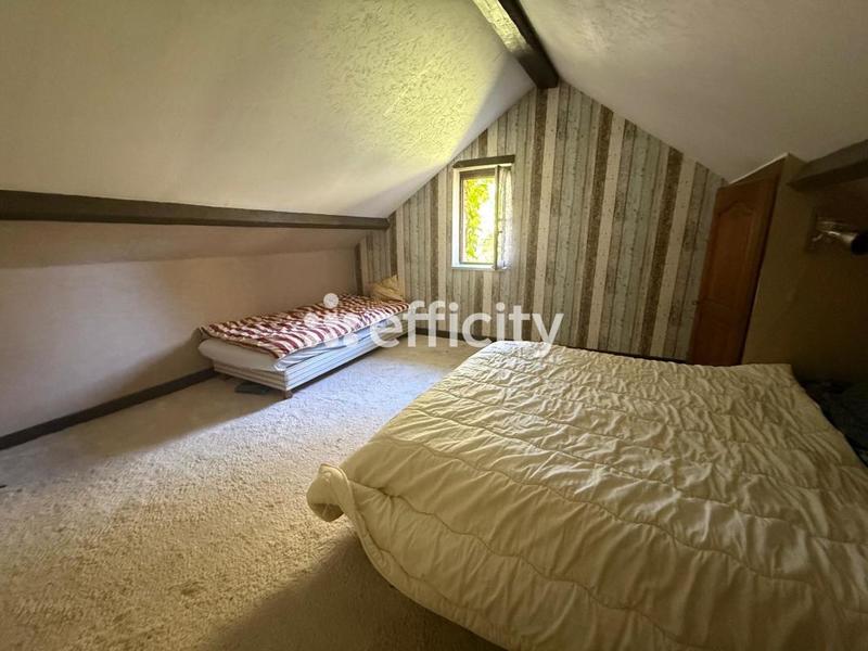 Maison - 192 m² - 7 pièces