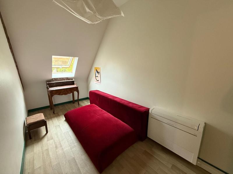 Maison - 207 m² - 12 pièces