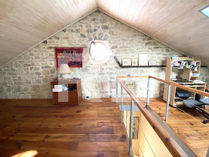 Maison - 165 m² - 6 pièces