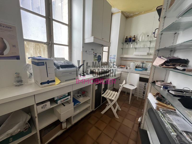 Local commercial - 155 m²