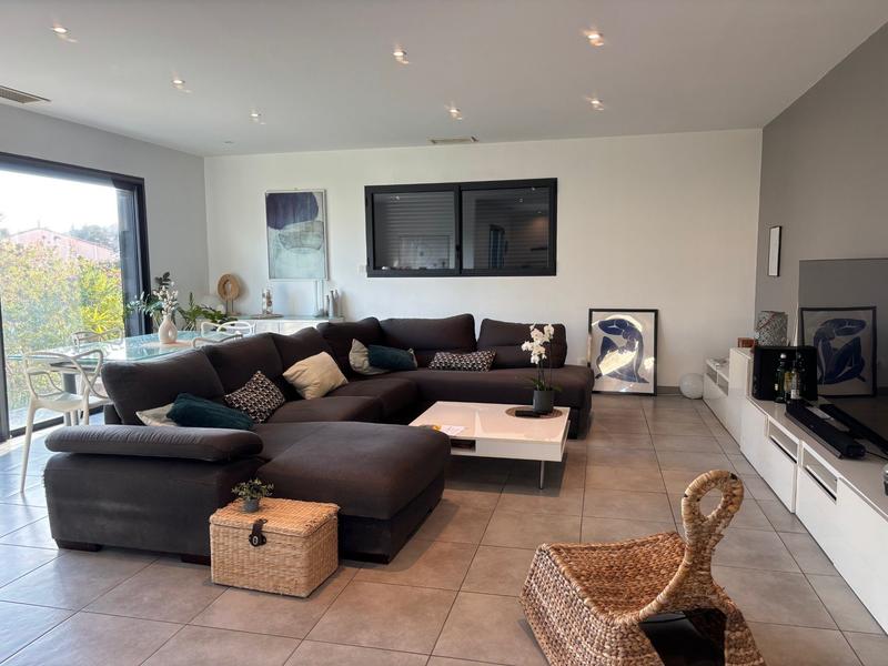 Villa - 150 m² - 4 pièces