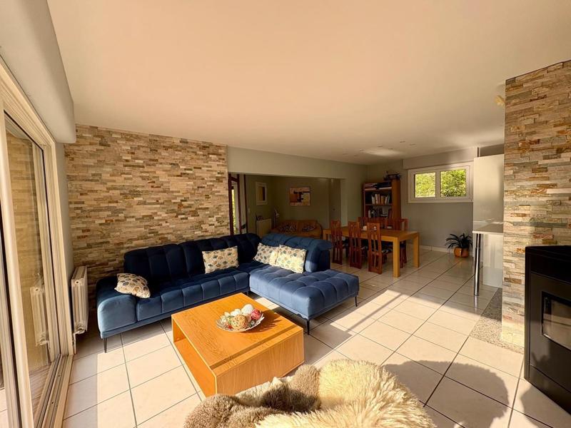 Maison - 133 m² - 5 pièces