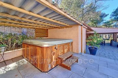 Villa - 170 m² - 7 pièces