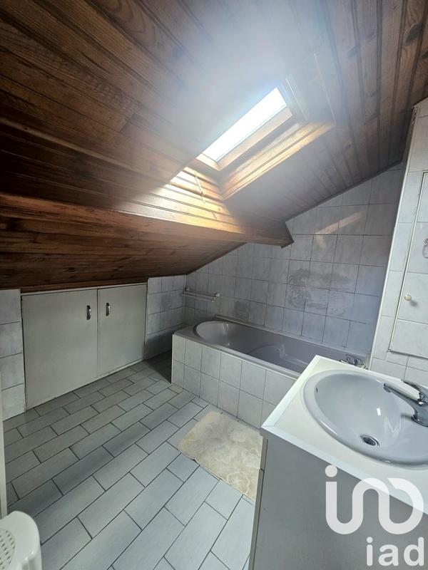 Maison - 75 m² - 5 pièces