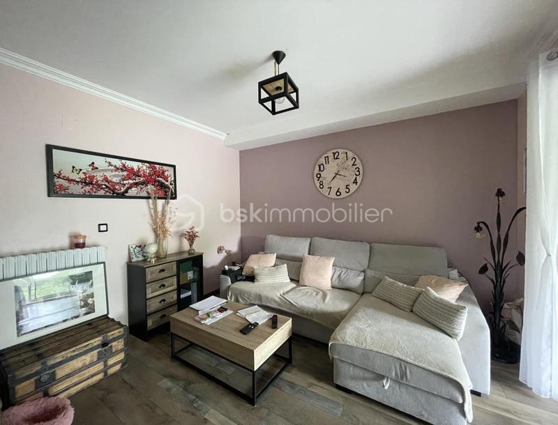 Propriété - 275 m² - 12 pièces