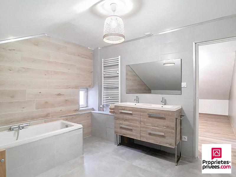 Maison - 96 m² - 4 pièces