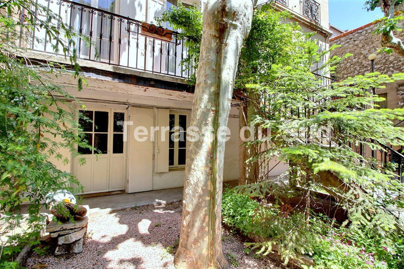 Maison - 218 m² - 7 pièces