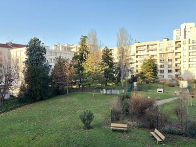 Appartement - 84 m² - 3 pièces