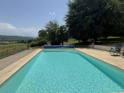 Maison - 177 m² - 7 pièces