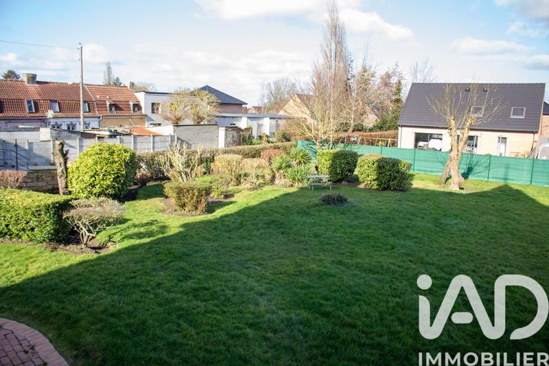 Maison - 300 m² - 13 pièces