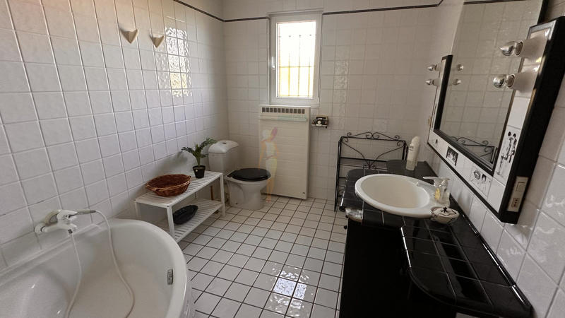 Villa - 174 m² - 6 pièces