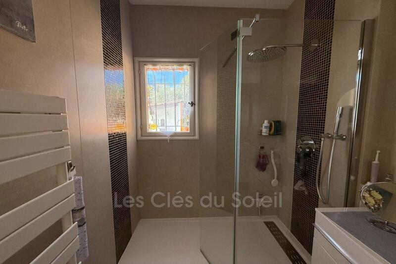Propriété - 165 m² - 5 pièces