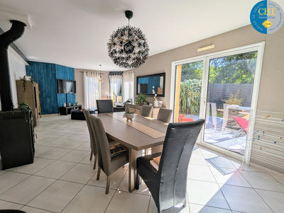 Maison - 120 m² - 6 pièces