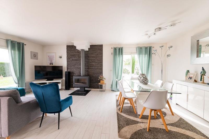 Maison - 90 m² - 4 pièces