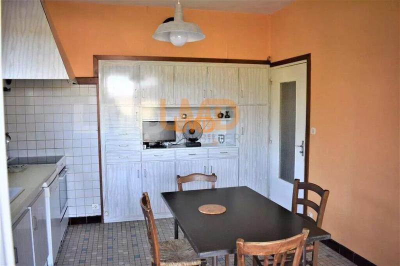 Maison - 139 m² - 9 pièces