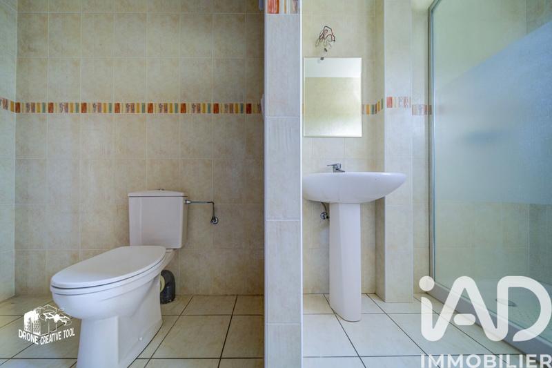 Maison - 295 m² - 9 pièces